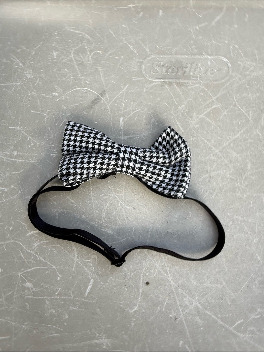 Kids Houndstooth Bow Headband - Black & White